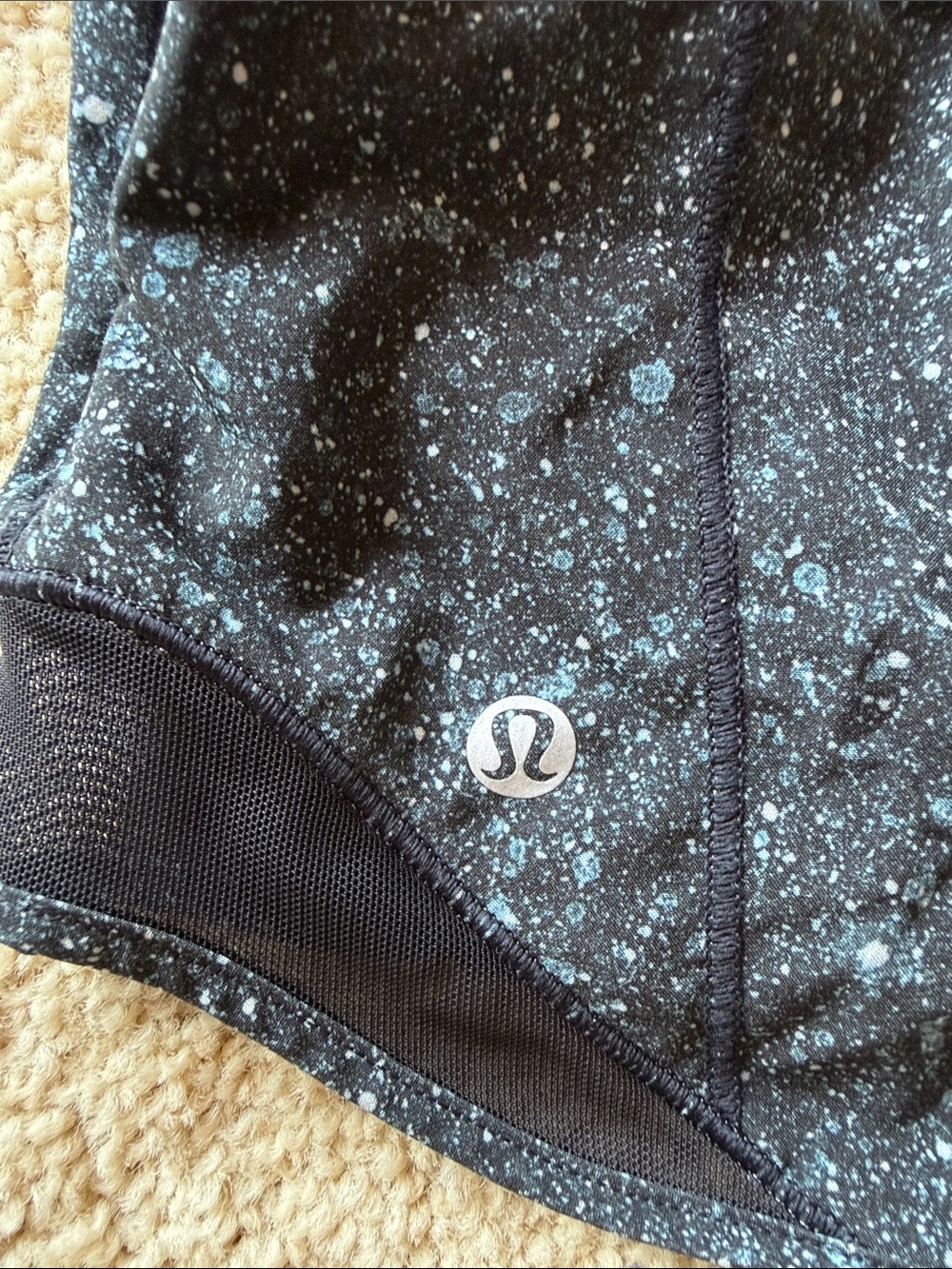Lululemon Hotty Hot Low Rise Lined Short 2.5” Inseam - Picture 5 of 5